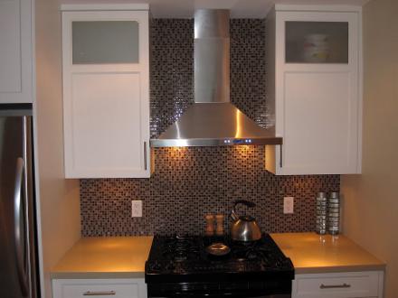 https://www.ineedflooring.ca/wp-content/uploads/2022/02/ceramic_tile.jpg